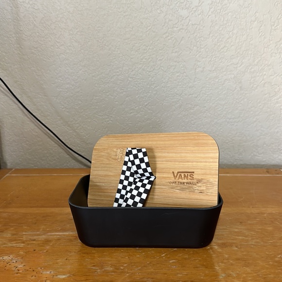 Vans Food Storage box limited edition - Picture 4 of 7